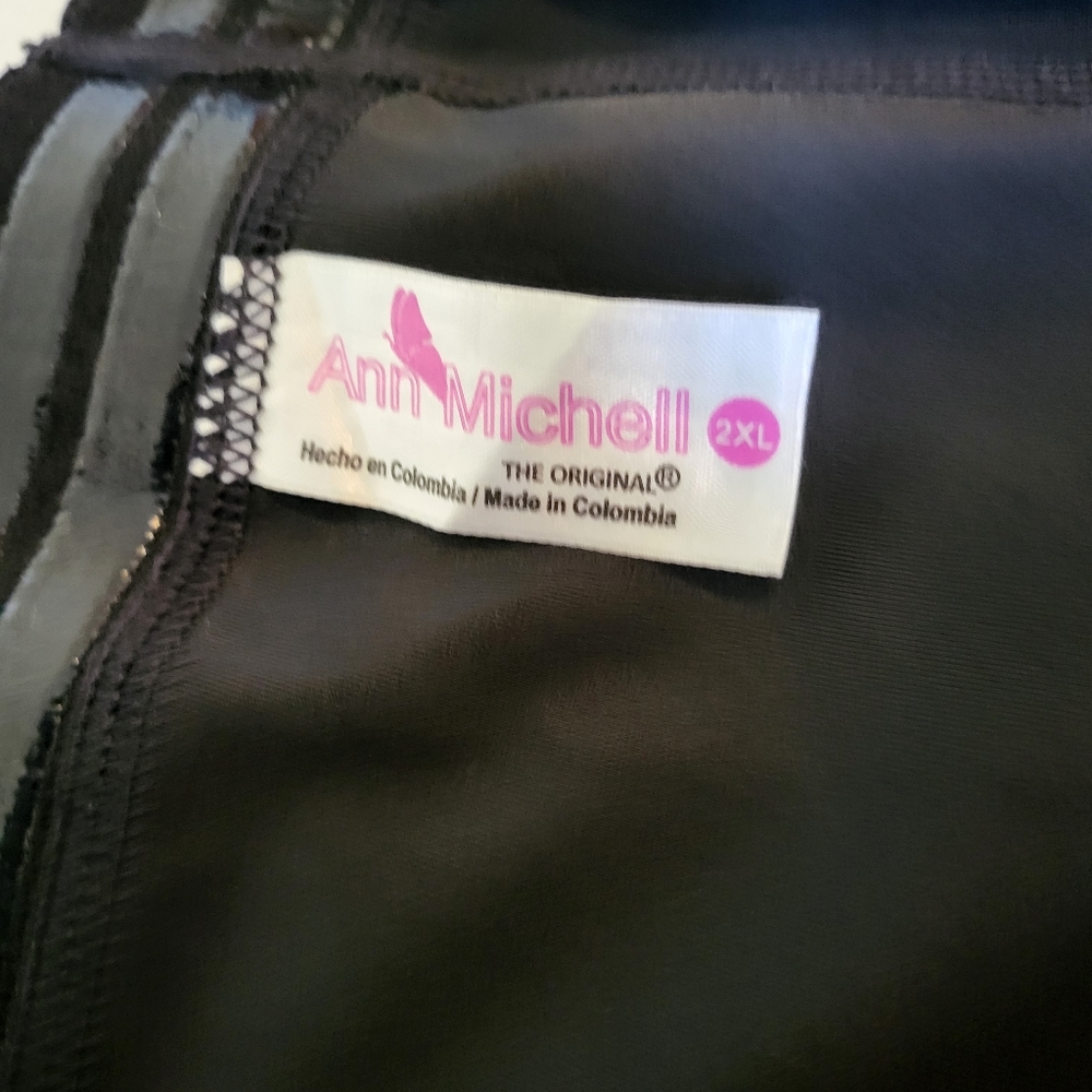 Ann Michell shapewear - Picture 6 of 11